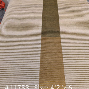 #11753 Nepal-Modern