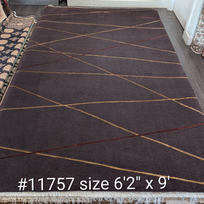 #11757 Nepal-Modern